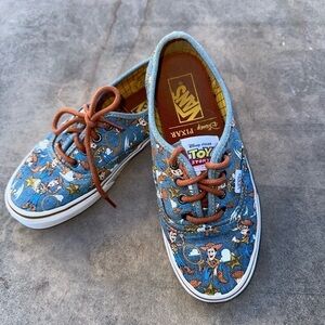 Vans x Disney Toy Story Woody Authentic Sneaker Unisex Men' 5 Women's 6.5 E…